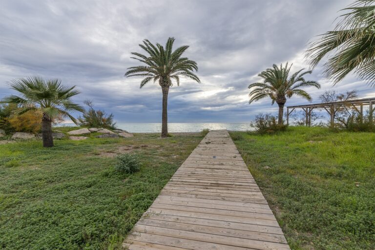 adosados-de-grandes-calidades-en-la-playa-de-moncofar-101672760428-size-vb