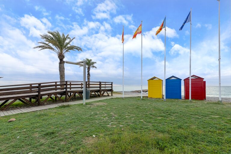 adosados-de-grandes-calidades-en-la-playa-de-moncofar-171672760444-size-vb