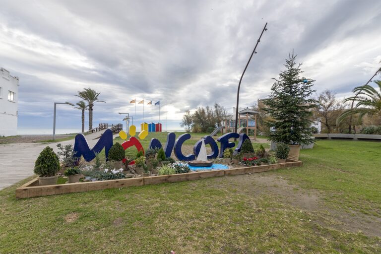 adosados-de-grandes-calidades-en-la-playa-de-moncofar-221672760455-size-vb