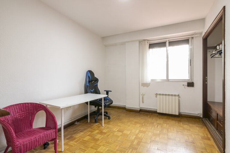 amplia-vivienda-a-reformar-en-la-zona-universitaria-71613662518-size-vb