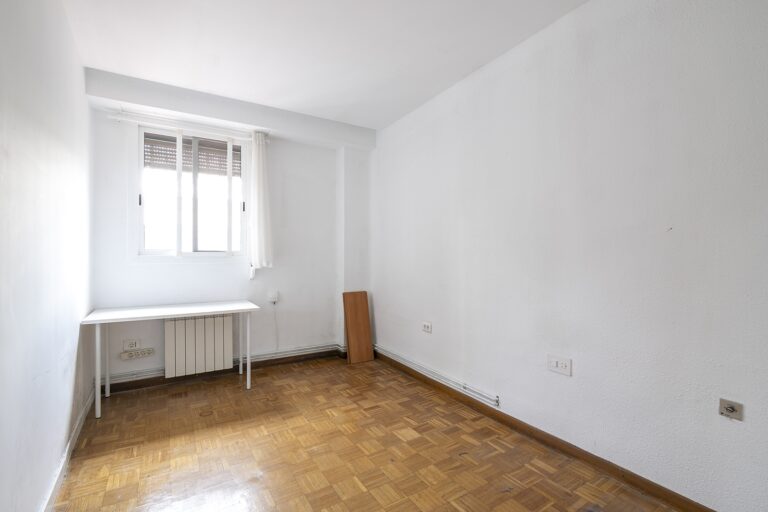 amplia-vivienda-a-reformar-en-la-zona-universitaria-91613662523-size-vb