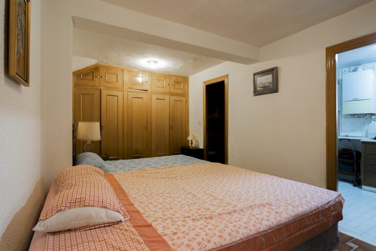 casa-con-gran-superficie-en-la-prestigiosa-urbanizacion-de-tancat-de-lalter-111738582827-size-vb