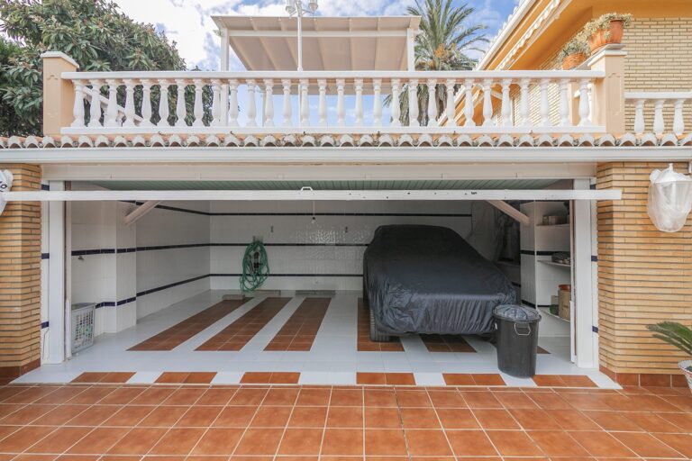 casa-con-gran-superficie-en-la-prestigiosa-urbanizacion-de-tancat-de-lalter-11738582804-size-vb