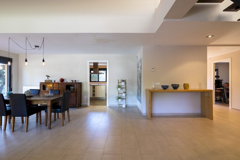 casa-de-diseno-en-urbanizacion-cercana-a-valencia-21759160106-size-vb