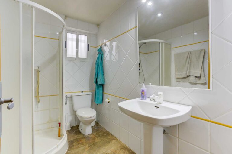 casa-de-estilo-tradicional-en-la-zona-residencial-de-el-vedat-de-torrente-valencia-141650366634-size-vb