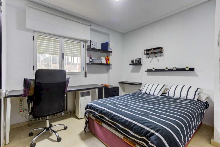 casa-de-estilo-tradicional-en-la-zona-residencial-de-el-vedat-de-torrente-valencia-81650366620-size-vb