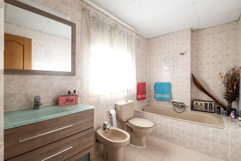 chalet-independiente-cerca-de-valencia-181686143600-size-vb