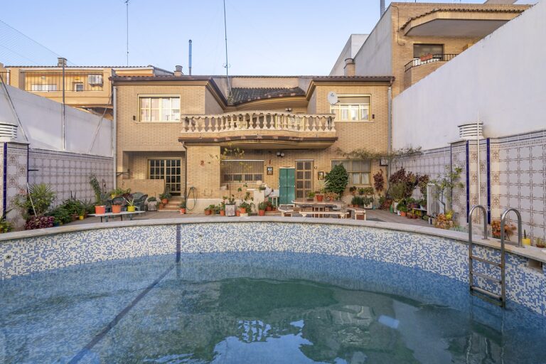 chalet-independiente-cerca-de-valencia-211686143607-size-vb