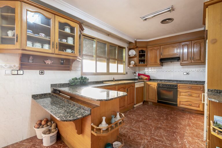 chalet-independiente-cerca-de-valencia-61686143573-size-vb