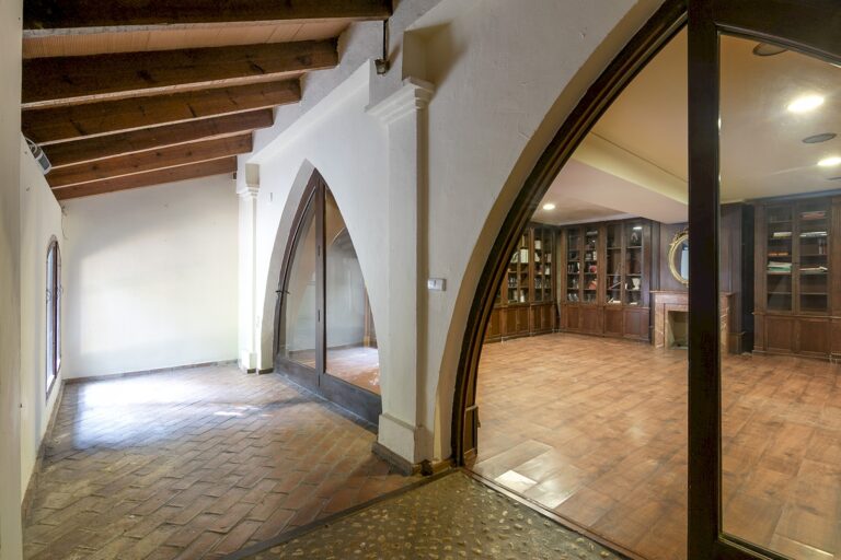 espectacular-chalet-en-el-centro-de-xativa-101697616028-size-vb
