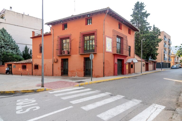 espectacular-chalet-en-el-centro-de-xativa-241697616061-size-vb