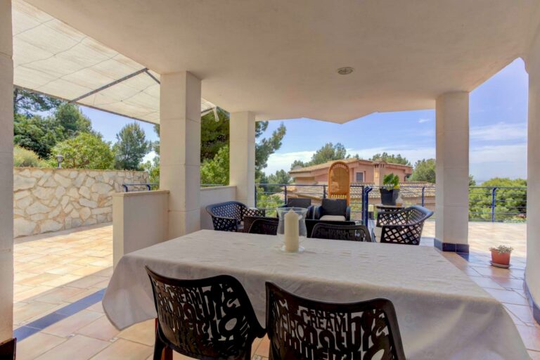 fantastico-chalet-con-magnificas-vistas-en-urbanizacion-de-lujo-111654172725-size-vb