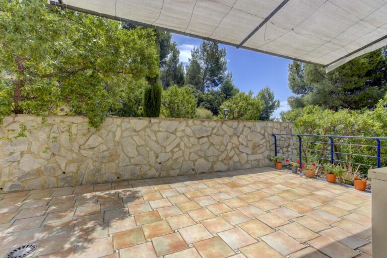 fantastico-chalet-con-magnificas-vistas-en-urbanizacion-de-lujo-121654172727-size-vb