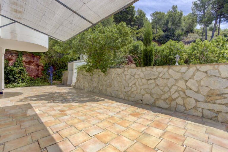 fantastico-chalet-con-magnificas-vistas-en-urbanizacion-de-lujo-131654172729-size-vb