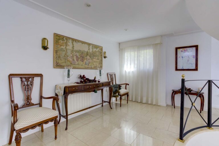 fantastico-chalet-con-magnificas-vistas-en-urbanizacion-de-lujo-261654172757-size-vb
