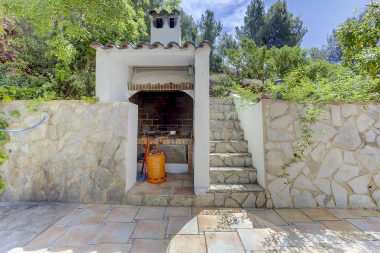 fantastico-chalet-con-magnificas-vistas-en-urbanizacion-de-lujo-331654172772-size-vb