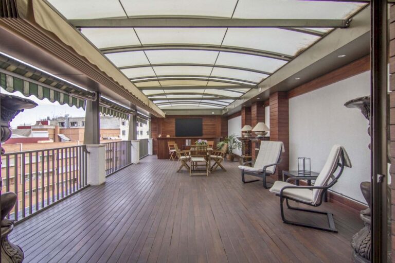 impresionante-piso-para-entrar-a-vivir-en-pleno-corazon-de-valencia-101609254912-size-vb