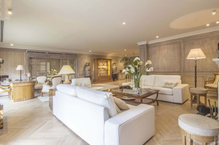 impresionante-piso-para-entrar-a-vivir-en-pleno-corazon-de-valencia-41609254906-size-vb
