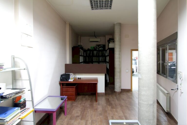 moderna-casa-de-pueblo-con-todas-las-comodidades-en-la-localidad-de-paterna-valencia-191701079514-size-vb