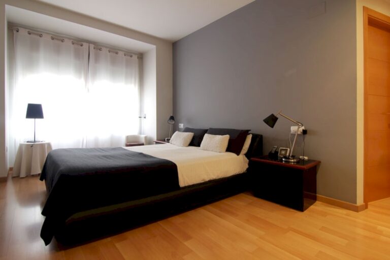 moderna-casa-de-pueblo-con-todas-las-comodidades-en-la-localidad-de-paterna-valencia-71701079506-size-vb