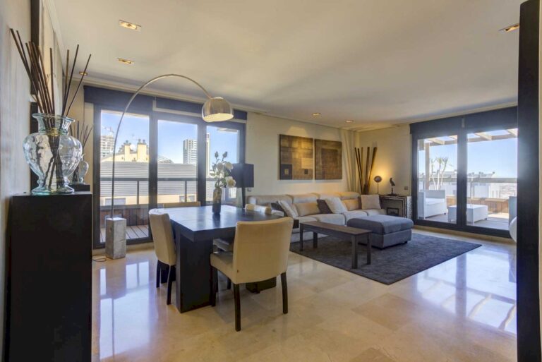 piso-con-gran-terraza-y-magnificas-vistas-en-un-exclusivo-complejo-residencial-de-nou-campanar-valencia-31740397808-size-vb