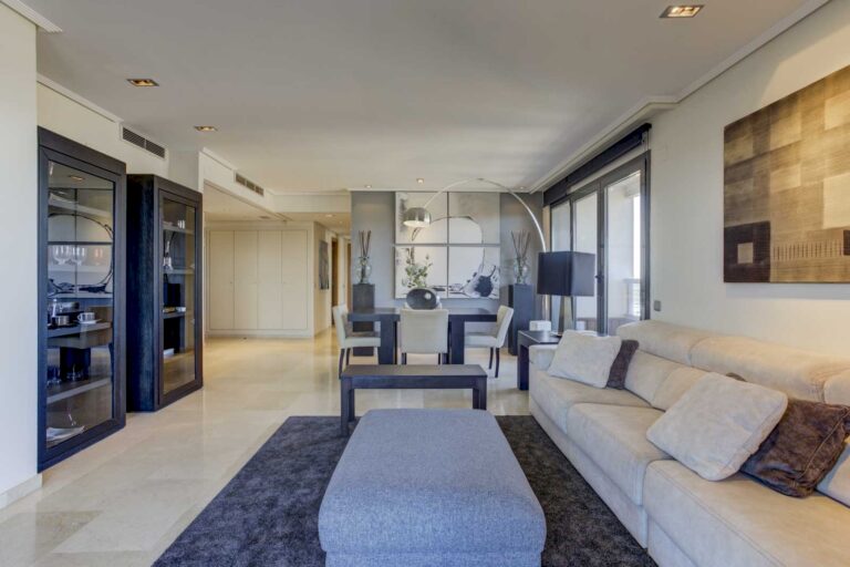 piso-con-gran-terraza-y-magnificas-vistas-en-un-exclusivo-complejo-residencial-de-nou-campanar-valencia-51740397812-size-vb
