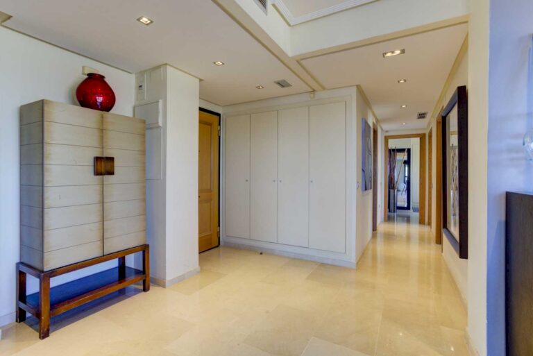 piso-con-gran-terraza-y-magnificas-vistas-en-un-exclusivo-complejo-residencial-de-nou-campanar-valencia-81740397818-size-vb