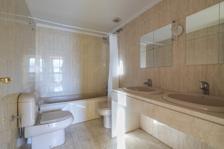 propiedad-con-terraza-en-el-cauce-del-rio-turia-111636110334-size-vb