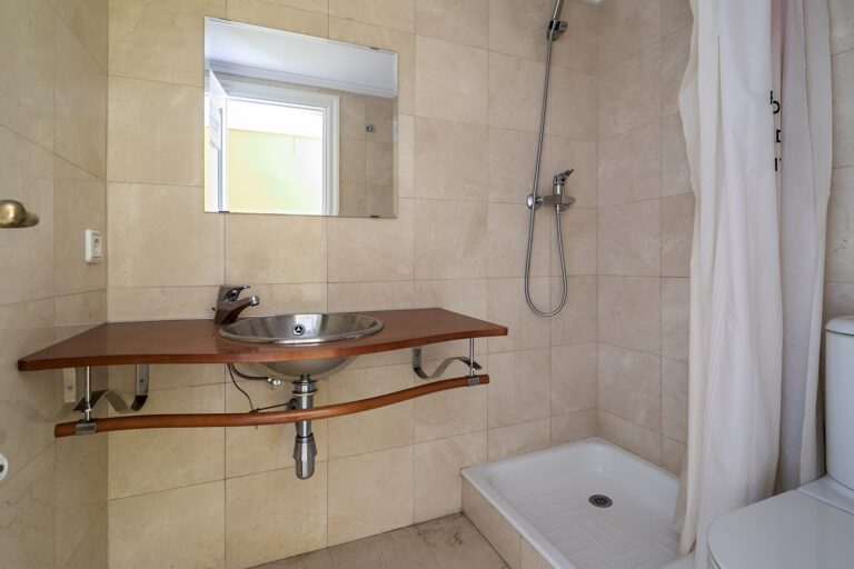 propiedad-con-terraza-en-el-cauce-del-rio-turia-121636110336-size-vb
