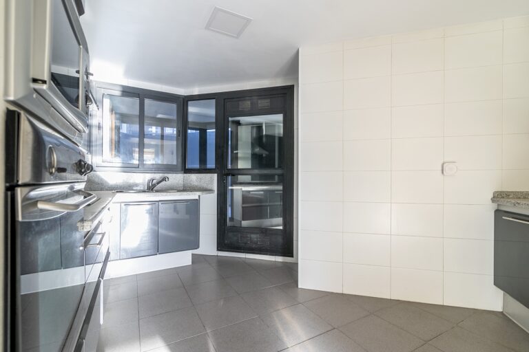 propiedad-con-terraza-en-el-cauce-del-rio-turia-21636110315-size-vb