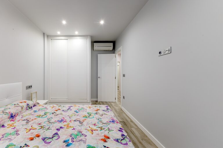 propiedad-unica-en-una-zona-emergente-de-valencia-101748345124-size-vb