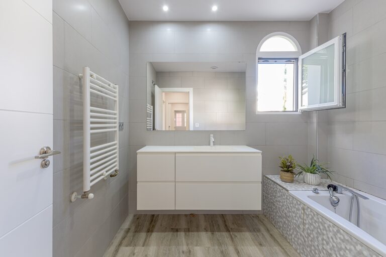 propiedad-unica-en-una-zona-emergente-de-valencia-161748345137-size-vb