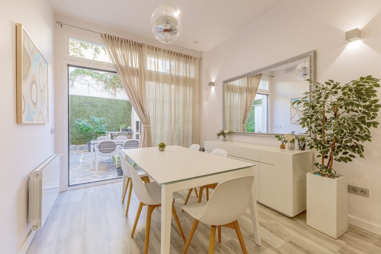 propiedad-unica-en-una-zona-emergente-de-valencia-21748345106-size-vb