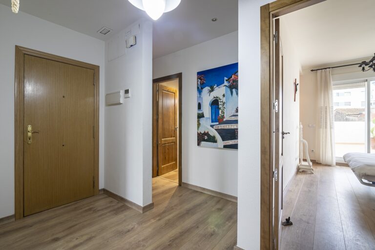 vivienda-con-gran-terraza-privacidad-y-excelente-ubicacion-101669711526-size-vb