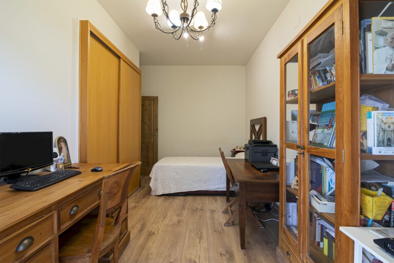vivienda-con-gran-terraza-privacidad-y-excelente-ubicacion-161669711540-size-vb