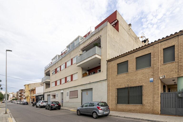 vivienda-con-gran-terraza-privacidad-y-excelente-ubicacion-201669711549-size-vb