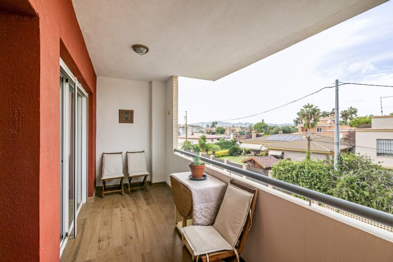 vivienda-con-gran-terraza-privacidad-y-excelente-ubicacion-71669711519-size-vb