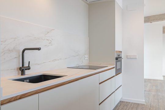 atico-de-diseno-en-valencia-51717602646-size-vb
