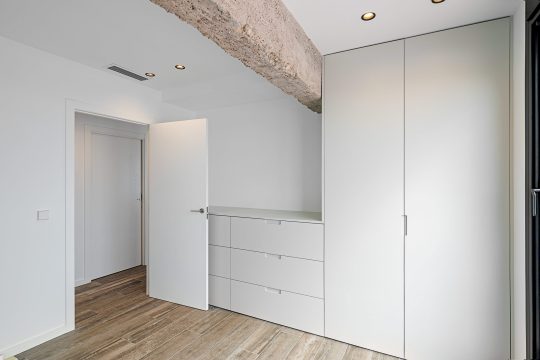 atico-de-diseno-en-valencia-61717602655-size-vb