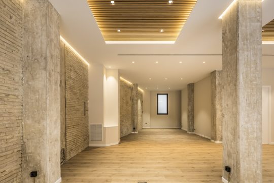 exclusivo-local-comercial-en-ruzafa-121716474361-size-vb