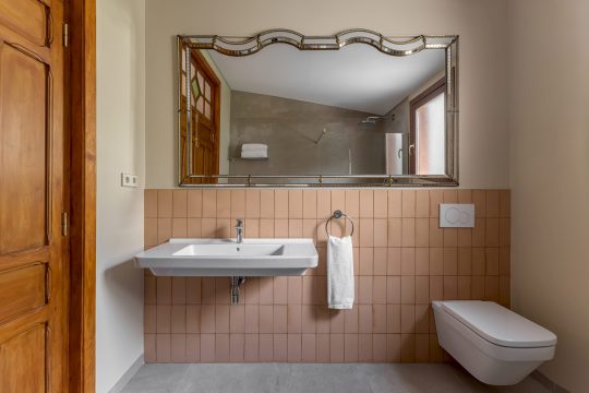 hotel-boutique-junto-a-ruzafa-101716306401-size-vb