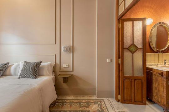 hotel-boutique-junto-a-ruzafa-241716306535-size-vb