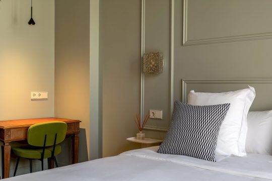 hotel-boutique-junto-a-ruzafa-251716306544-size-vb