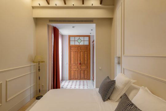 hotel-boutique-junto-a-ruzafa-281716306575-size-vb