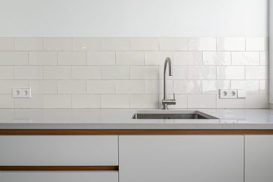 modernidad-eclectica-junto-al-mar-51716480040-size-vb