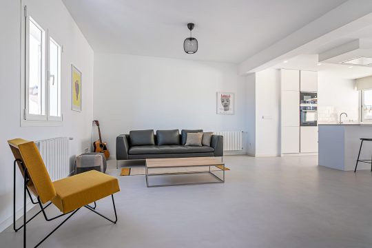 modernidad-eclectica-junto-al-mar-61716480049-size-vb