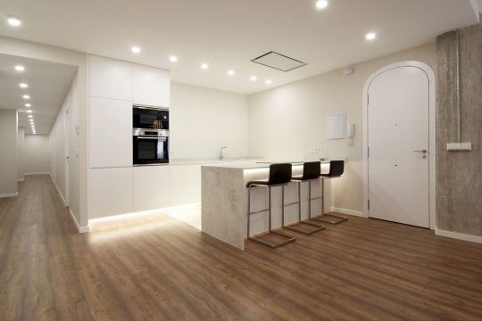 piso-de-lujo-en-eixample-41614771311-size-vb