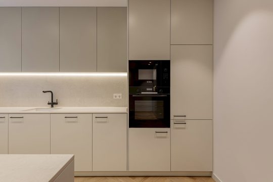 reforma-completa-en-el-centro-de-valencia-41768314039-size-vb