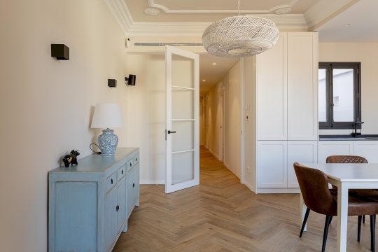 reforma-integral-de-vivienda-clasica-en-el-centro-de-valencia-61741005934-size-vb